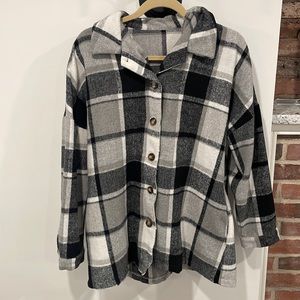 BLACK/WHITE - OVERSIZED FLANNEL - SMALL